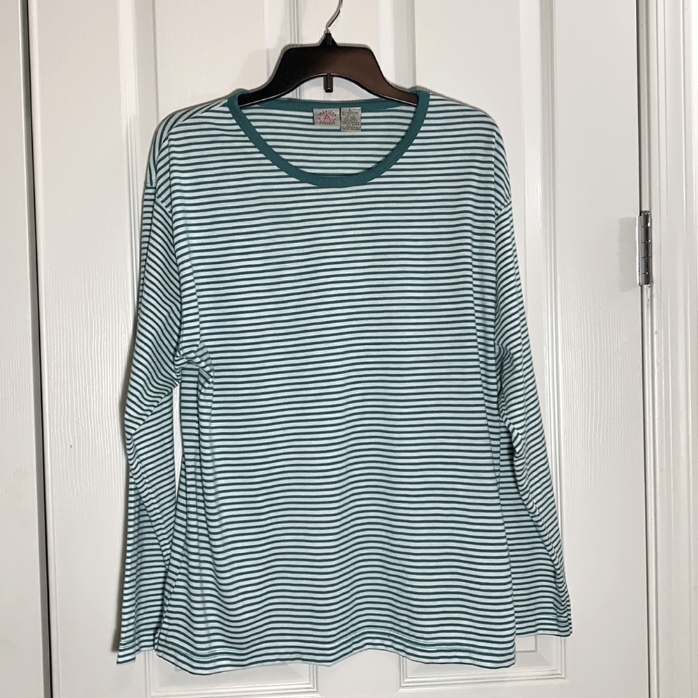 💗Beautiful Large long sleeve top, just like new, in excellent condition